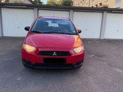 Rot Gebraucht 2009 Mitsubishi Colt Limousine | 2.100 € (Guter Preis)