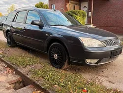Blau Gebraucht 2006 Ford Mondeo Kombi | 2.900 € (Teuer)