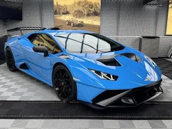 Blau Gebraucht 2023 Lamborghini Huracán | 324.900 € (Superpreis)
