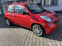 Rot Gebraucht 2003 Nissan Micra City Kleinwagen | 2.700 €