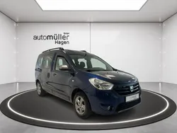 Blau cosmos Gebraucht 2015 Dacia Dokker Celebration Van | 10.390 € (Fairer Preis)