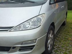 Silber Gebraucht 2004 Toyota Previa Executive Van / Kleinbus | 1.750 €