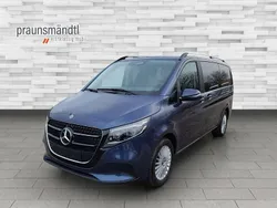 Sodalithblau Gebraucht 2024 Mercedes V220 Style Van / Kleinbus | 65.804 €