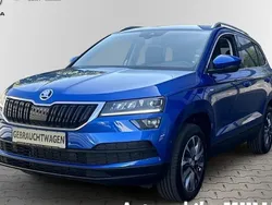 Blau Gebraucht 2020 Skoda Karoq Drive SUV | 26.950 € (Fairer Preis)