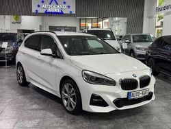 Weiß Gebraucht 2020 BMW 225 M Sport Van / Kleinbus | 22.900 € (Superpreis)