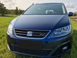 Blau Gebraucht 2019 Seat Alhambra FR-Line Van / Kleinbus | 31.450 € (Etwas zu teuer)