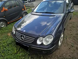 Blau Gebraucht 2003 Mercedes CLK240 Coupé | 3.600 € (Superpreis)