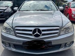 Grau Gebraucht 2009 Mercedes C320 Avantgarde Limousine | 9.200 € (Fairer Preis)