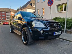 Schwarz Gebraucht 2007 Mercedes ML420 AMG SUV | 7.499 €