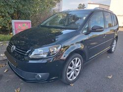 Schwarz Gebraucht 2015 VW Touran Cup Van / Kleinbus | 10.490 € (Guter Preis)