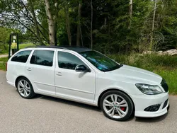 Weiß Gebraucht 2012 Skoda Octavia RS Kombi | 9.900 € (Fairer Preis)