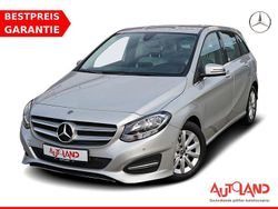 Silber Gebraucht 2017 Mercedes B180 Style Van / Kleinbus | 16.990 € (Fairer Preis)