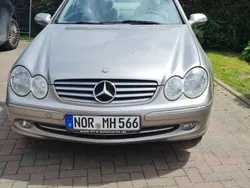Grau Gebraucht 2002 Mercedes 240 Coupé | 2.900 €