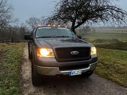 Grau Gebraucht 2005 Ford V8 Abholung | 10.000 €