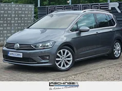 Grau Gebraucht 2017 VW Golf Sportsvan Highline Van / Kleinbus | 13.480 € (Fairer Preis)