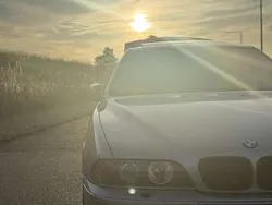 Silber Gebraucht 2001 BMW 520 M Sport Limousine | 4.499 € (Fairer Preis)