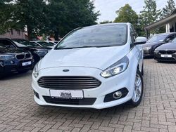 Weiß Gebraucht 2017 Ford S-MAX Titanium Van / Kleinbus | 8.500 € (Fairer Preis)