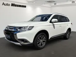 Weiß Gebraucht 2018 Mitsubishi Outlander Edition SUV | 20.590 € (Etwas zu teuer)