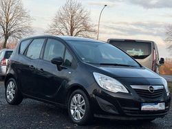 Schwarz Gebraucht 2011 Opel Meriva Edition Van / Kleinbus | 2.999 € (Guter Preis)