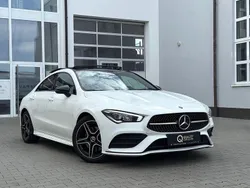 Polarweiss Gebraucht 2020 Mercedes CLA200 AMG Limousine | 33.950 € (Teuer)