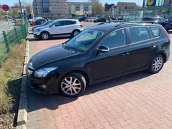 Schwarz Gebraucht 2011 Hyundai i30 Kombi | 2.000 € (Fairer Preis)