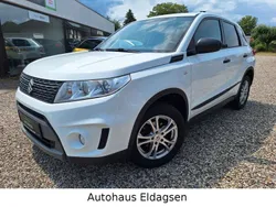 Weiß Gebraucht 2017 Suzuki Vitara SUV | 11.490 € (Guter Preis)