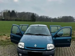 Blau Gebraucht 1999 Renault Clio II Limousine | 1.199 € (Fairer Preis)