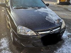 Schwarz Gebraucht 2005 Opel Corsa Kleinwagen | 1.100 € (Guter Preis)