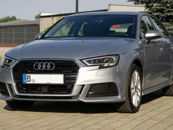 Silber Gebraucht 2020 Audi A3 Sportback S-Line Kombi | 22.900 € (Guter Preis)