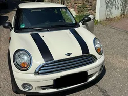 Beige Gebraucht 2009 Mini ONE Kleinwagen | 4.000 € (Fairer Preis)