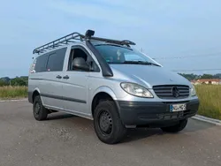 Silber Gebraucht 2008 Mercedes Vito Van / Kleinbus | 10.234 €
