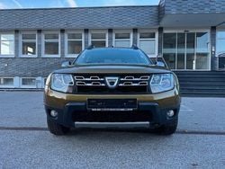 Grün Gebraucht 2017 Dacia Duster Urban Explorer SUV | 8.600 € (Guter Preis)