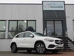 Weiß Gebraucht 2021 Mercedes GLA220 Style SUV | 24.900 € (Guter Preis)