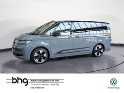 Grau Gebraucht 2023 VW T7 Life Van | 55.760 € (Fairer Preis)