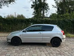 Silber Gebraucht 2002 Toyota Corolla Coupé | 2.600 € (Fairer Preis)