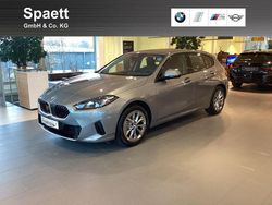 Grau Gebraucht 2024 BMW 120 Efficient Dynamics Kleinwagen | 29.985 € (Fairer Preis)