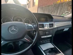 Gelb Gebraucht 2015 Mercedes E200 Kleinwagen | 4.500 €