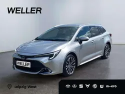 Silber Gebraucht 2023 Toyota Corolla Team Kombi | 37.980 €