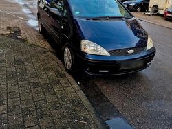 Blau Gebraucht 2002 Ford Galaxy Van / Kleinbus | 1.950 € (Etwas zu teuer)