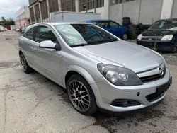 Silber Gebraucht 2005 Opel Astra GTC Edition Limousine | 3.800 € (Fairer Preis)