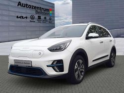 Snow white pearl Gebraucht 2022 Kia Niro Spirit SUV | 22.990 €