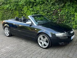 Schwarz Gebraucht 2002 Audi A4 Cabriolet Cabrio | 5.290 €