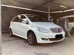Weiß Gebraucht 2008 Mercedes B150 Van / Kleinbus | 6.990 €