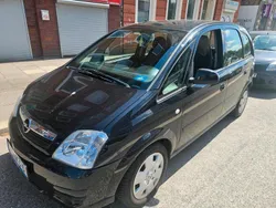 Schwarz Gebraucht 2006 Opel Meriva Van / Kleinbus | 800 € (Guter Preis)