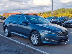 Grau Gebraucht 2021 Skoda Superb Style Kombi | 16.999 € (Superpreis)