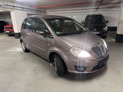 Beige Gebraucht 2008 Lancia Musa Van / Kleinbus | 2.350 € (Etwas zu teuer)