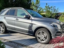 Grau Gebraucht 2018 Mercedes GLE350 SUV | 32.900 € (Fairer Preis)