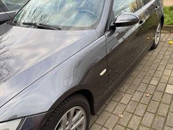 Braun Gebraucht 2008 BMW 320 Kombi | 11.000 €