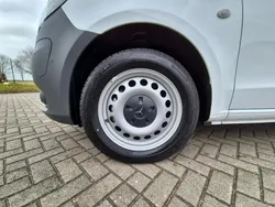 Arktikweiß Gebraucht 2023 Mercedes e-Vito Van / Kleinbus | 22.003 € (Superpreis)
