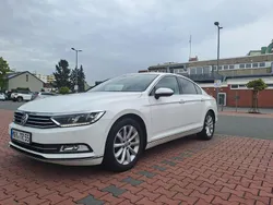 Weiß Gebraucht 2017 VW Passat Highline Limousine | 17.000 € (Guter Preis)